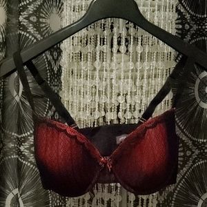 Parisa f'e Red bra with black lace overlay